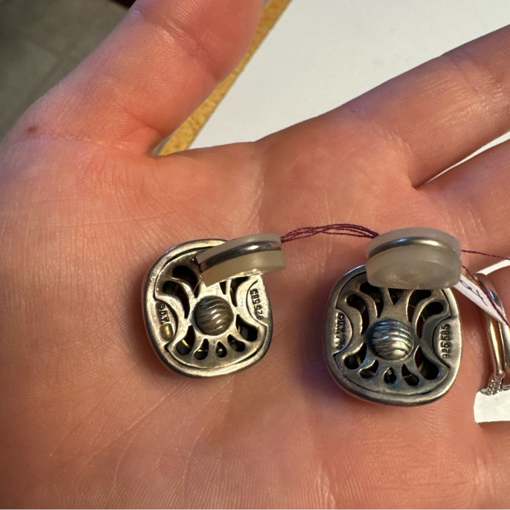 David Yurman Albion Earrings w/ Amethyst & Gold EUC - Picture 6 of 7